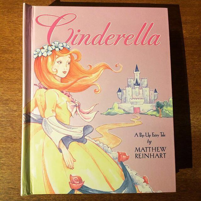 絵本「Cinderella: A Pop-Up Fairy Tale／Matthew Reinhart」 - 画像1