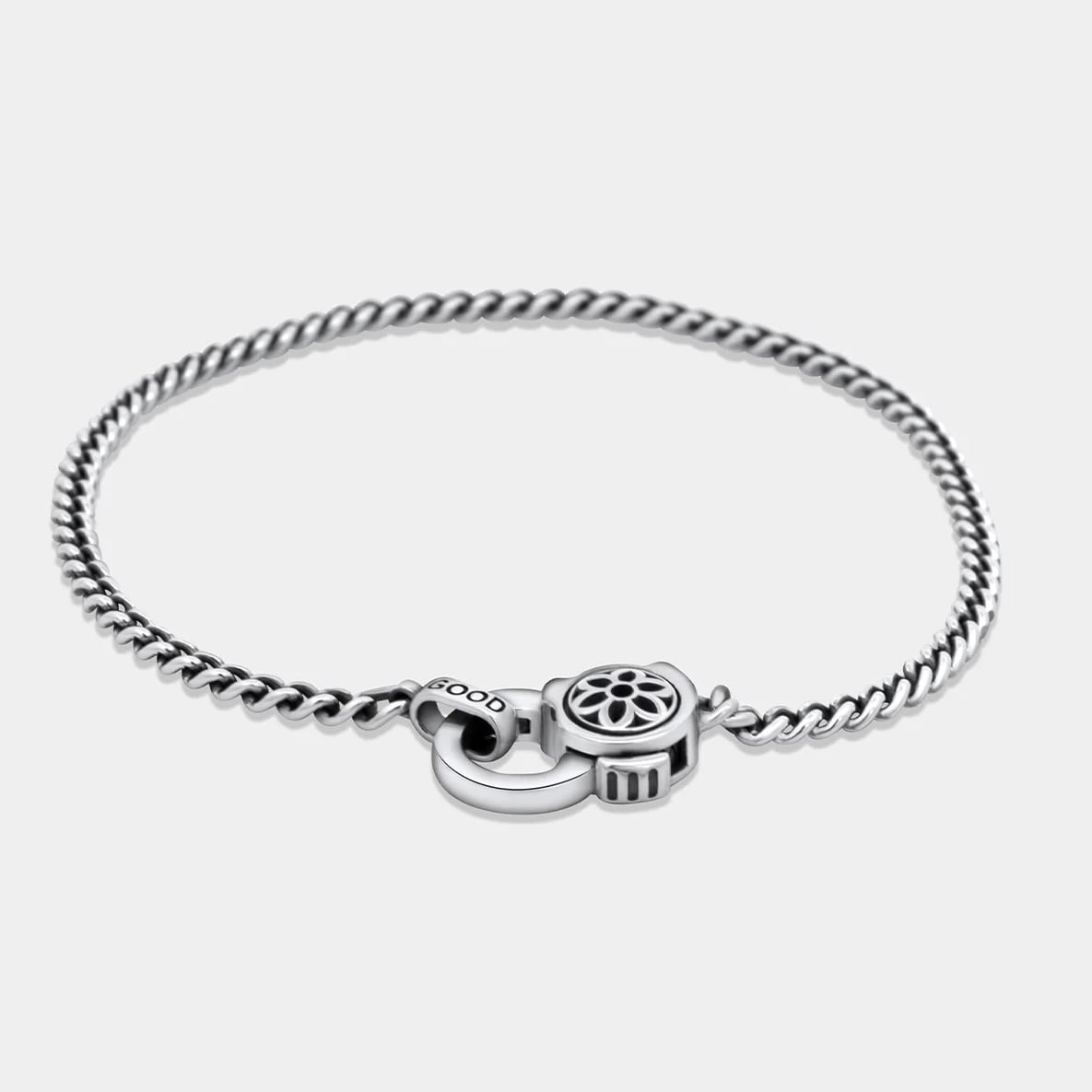 BRACELET | MIC@WEB