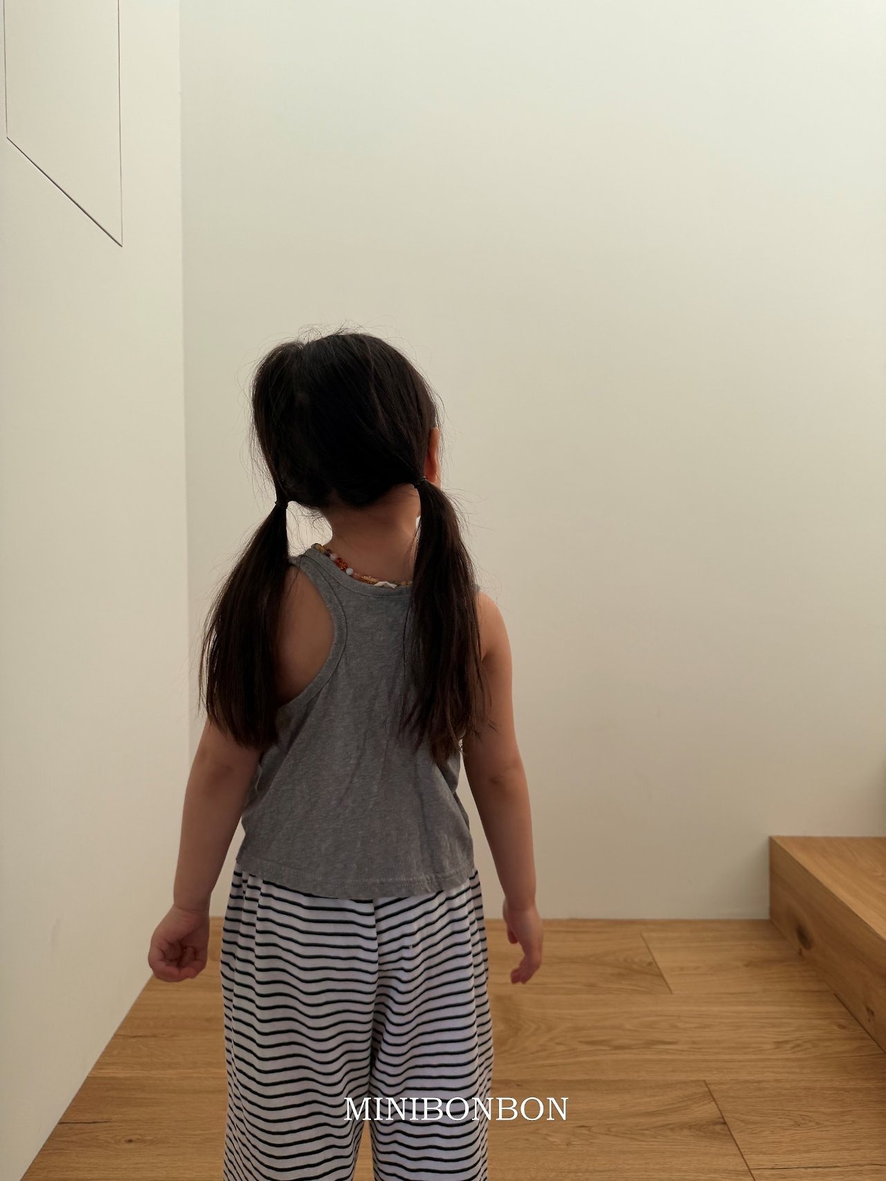 [MINIBONBON] More Sleeveless / [미니봉봉] 모어나시