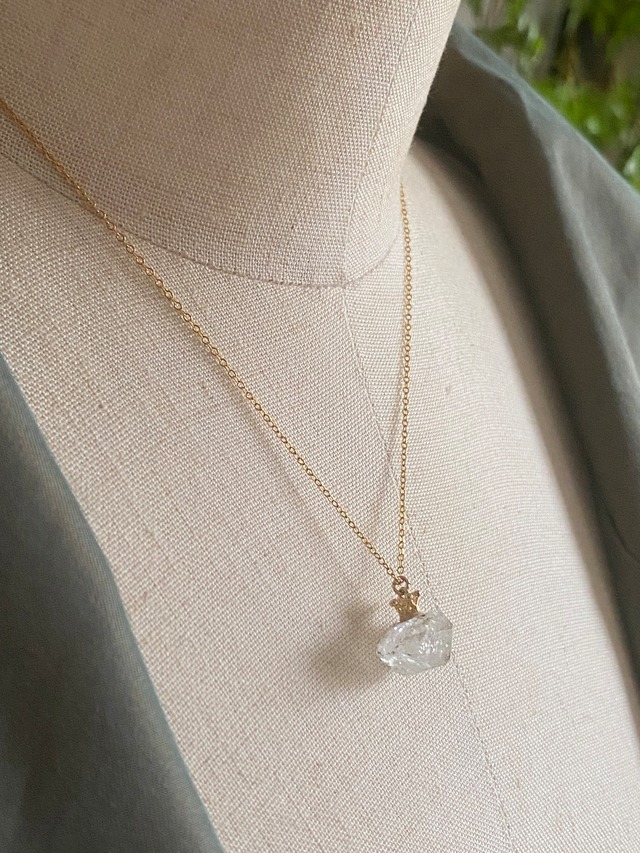 お守りにしたい♡ヒマラヤ水晶お守りネックレス
