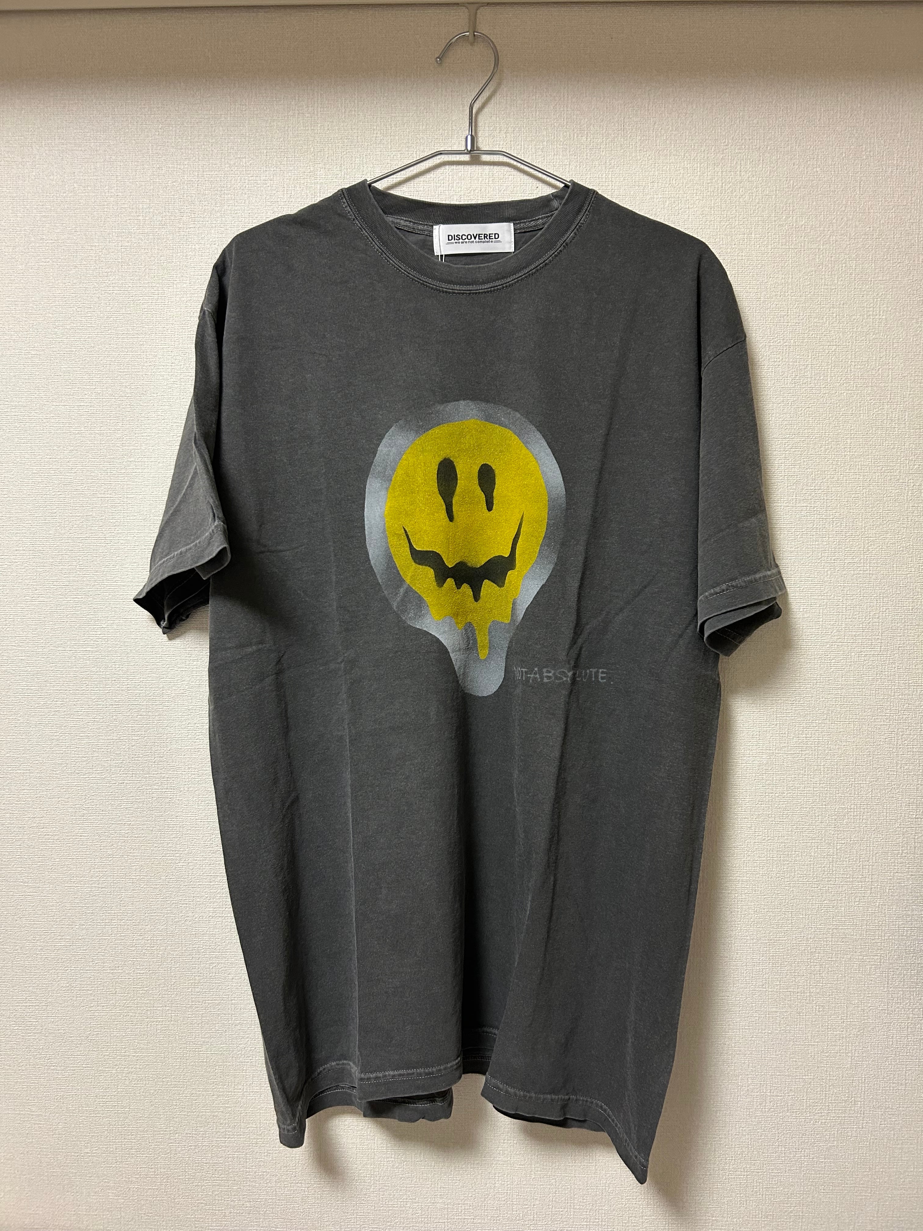 【 DISCOVERED ディスカバード】SMILE S/S TEE BLACK