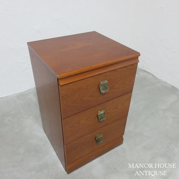 [73006]meredew ヴィンテージ チェスト 3段 英国 メレデュー 洋 meredew furnitureサイドボードチェスト （イギリスヴィンテージ