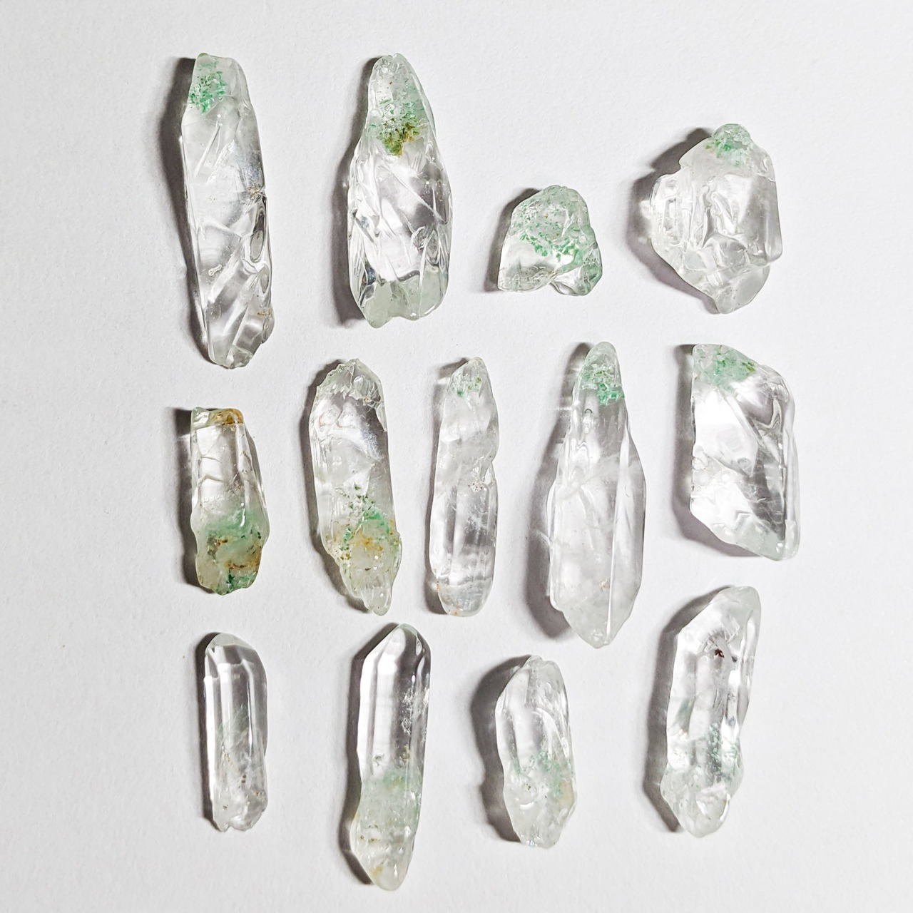 グリーンファントムクオーツ マダガスカル産 原石 【ランダムピックアップ】