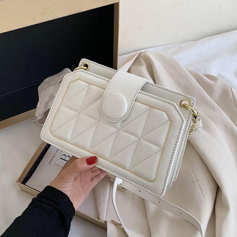 夏のチェーンスモールバッグ女性バッグ2020新しい波のファッションニッチデザインショルダーメッセンジャーバッグネット赤小さな正方形のバッグ Tiancai_Wing_Bag3992890