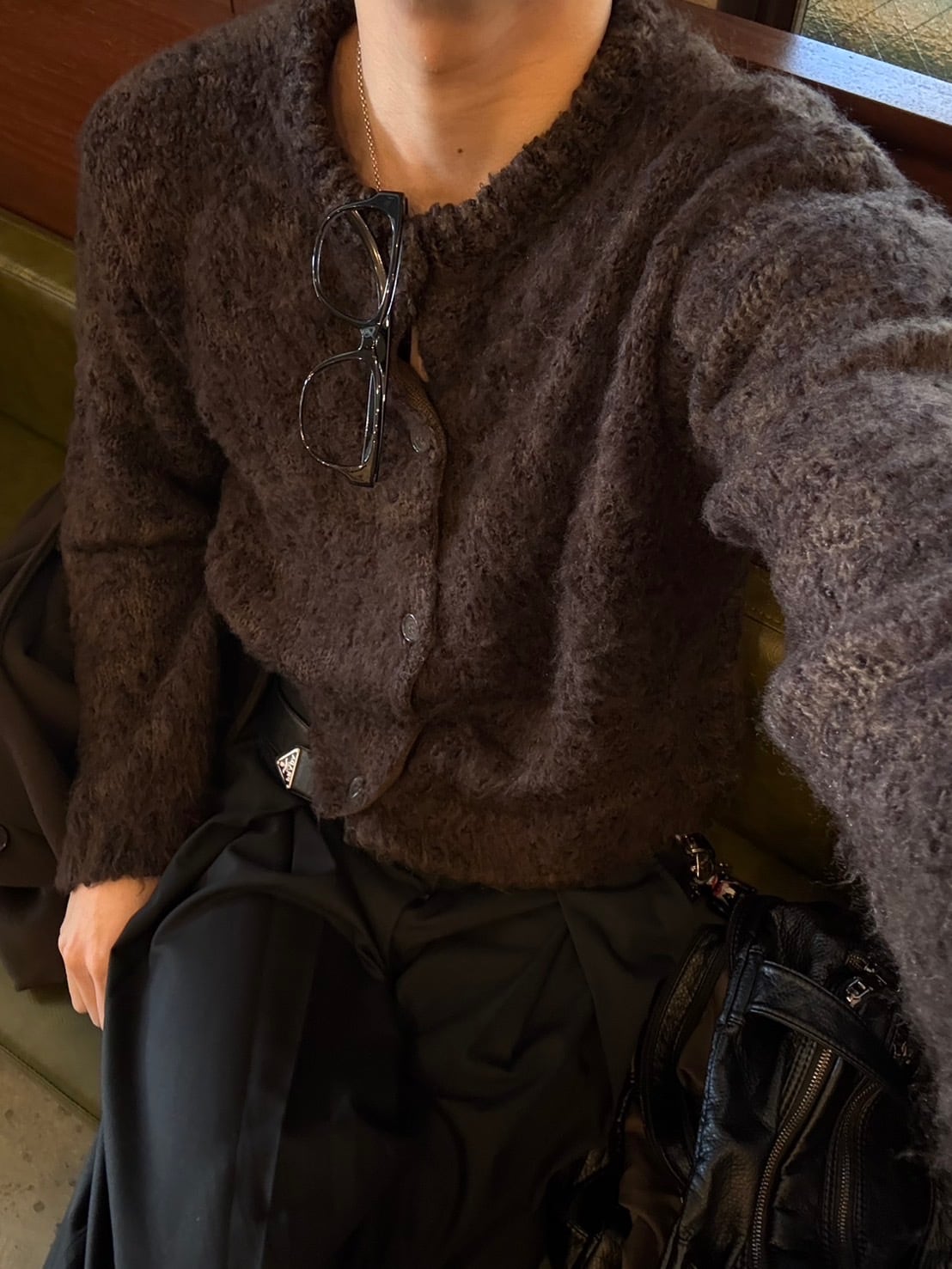 トップス RADIANT Roundneck cropped cardigan 即納】RADIANT Roundneck cropped cardigan | 韓国ファッション