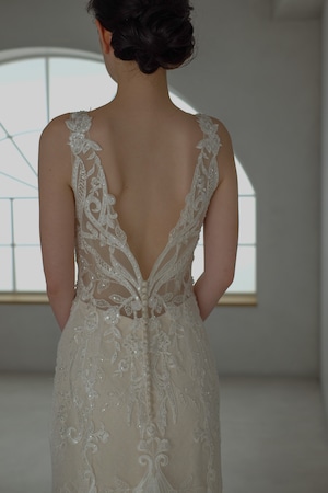 Wedding Dress /rental/Slender /DR6003