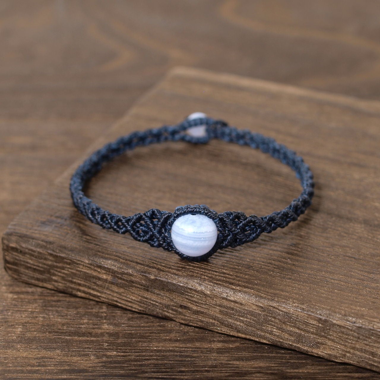 限定】ブルーレースひと粒マクラメブレスレット | Natural Style