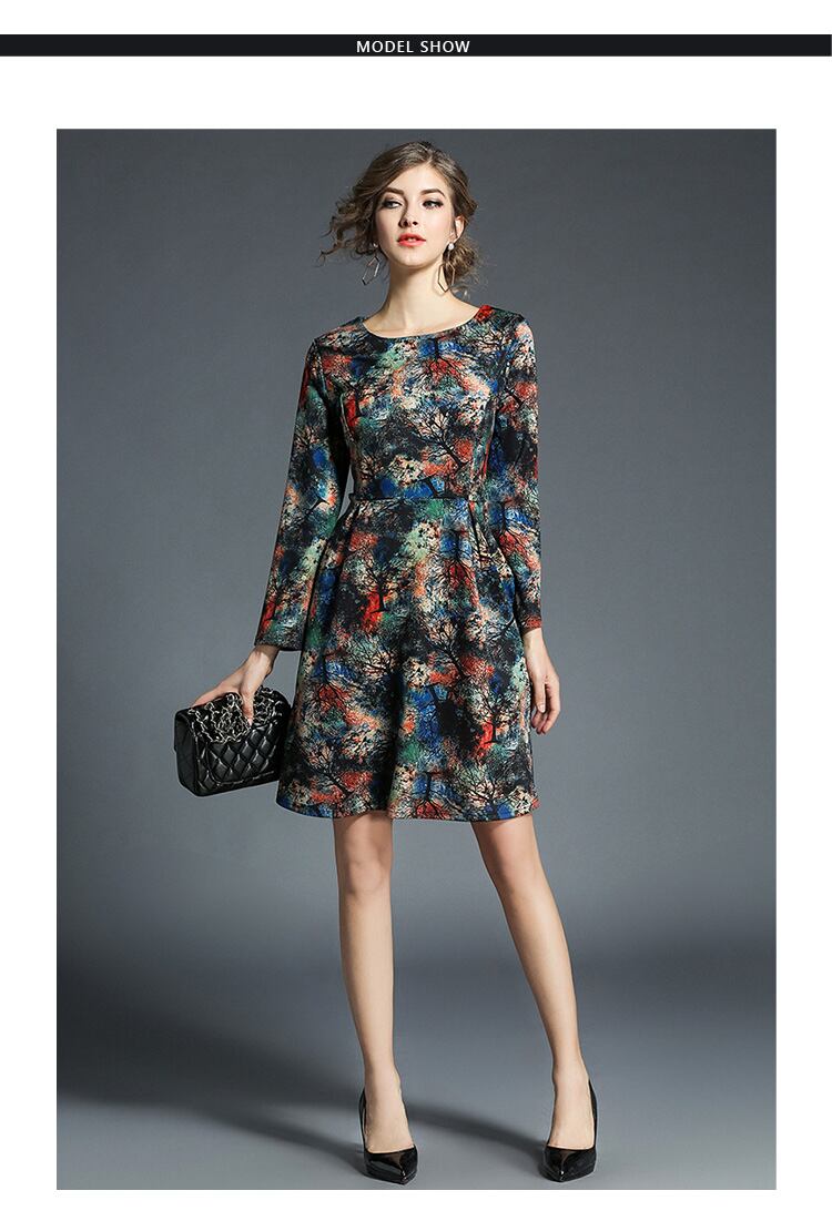 総柄ワンピース