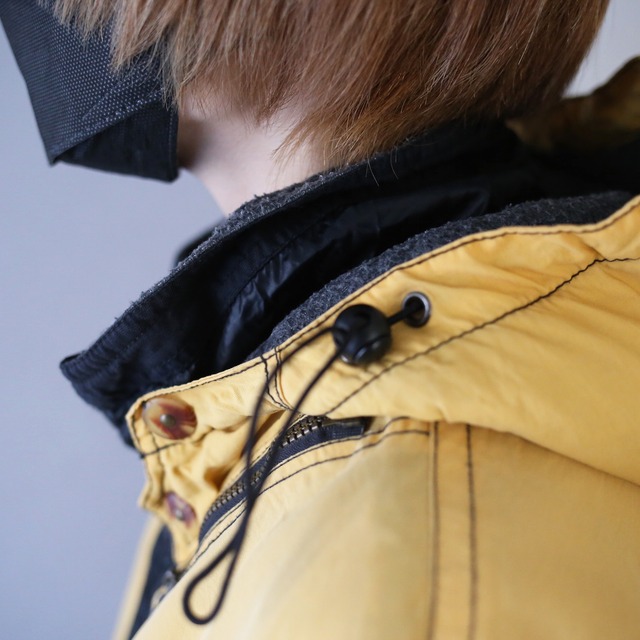 "black×yellow" tech design loose silhouette zip-up jacket with hood