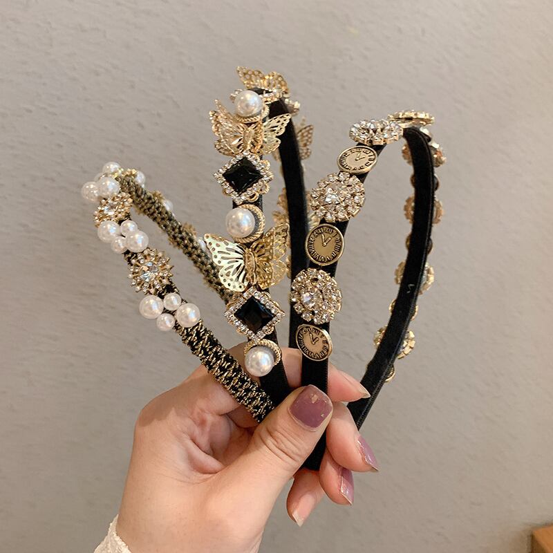 スタンダードパールヘアバンド レッド レトロ ヘアアクセサリー 真珠 ブラック・アイド・ピーズ49134542300