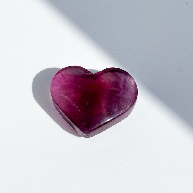 レインボーフローライト ハート96◇ Rainbow Fluorite ◇天然石・鉱物・パワーストーン