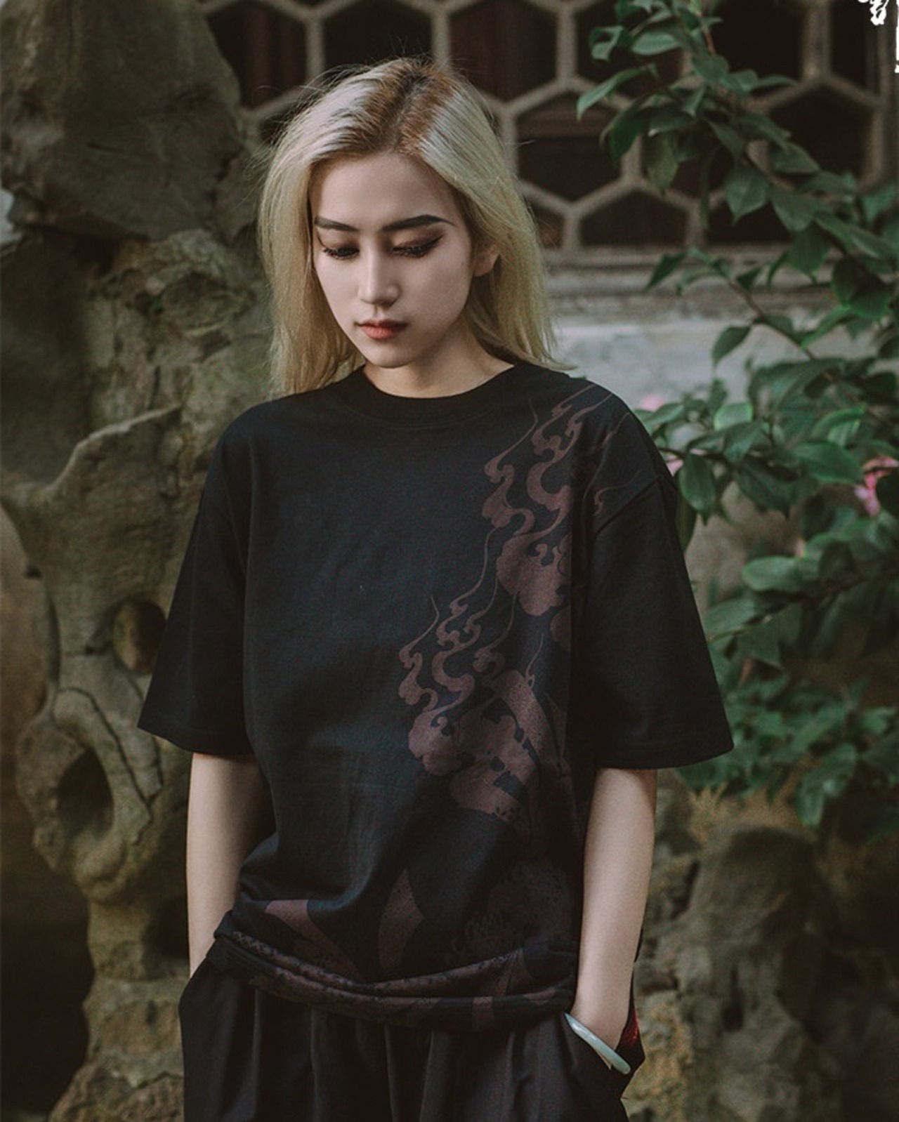 Vermilion Bird Embroidered T-Shirt 2color【G1017】