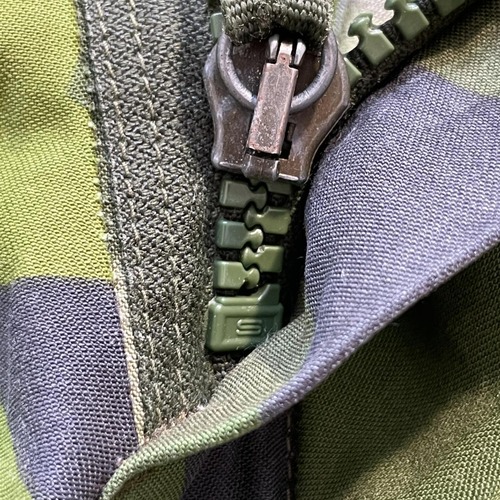 90s スウェーデン軍 実物 M90 フィールドパンツ 170/75 w33 詳細写真10