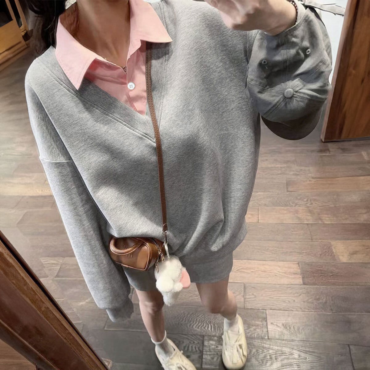 シャツ襟切り替え スウェット トップス レディース 春秋 韓国 レイヤード風 きれいめ 大人 カジュアル おしゃれ 重ね着 Vネック プルオーバー 大人可愛い 大人女子