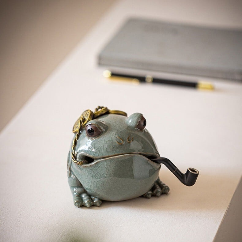 蛙 カエル 置物 オブジェ 陶器 ブルー 高級感 財運 金運 開運 運気
