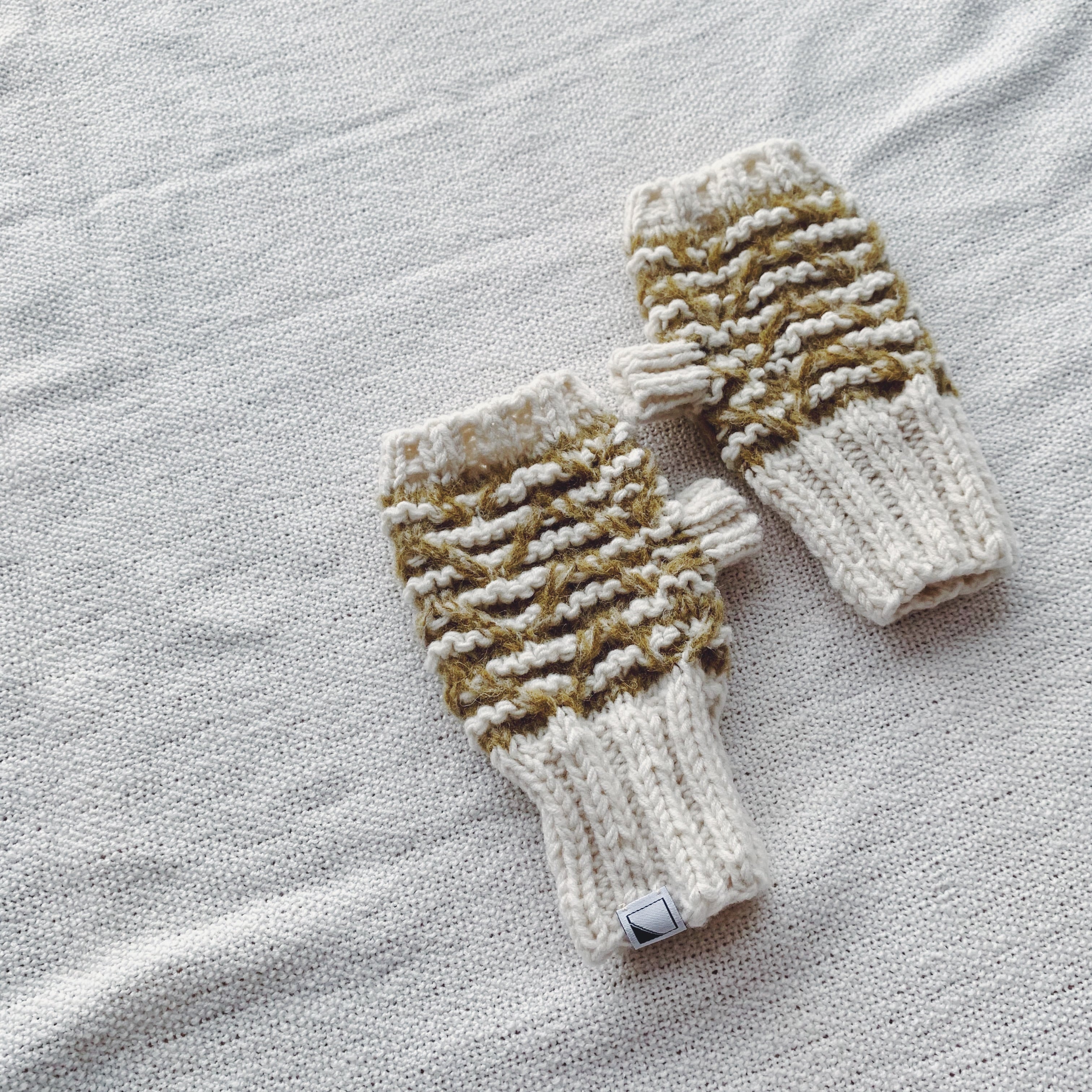 さざなみミトン（指出し）　※受注製作