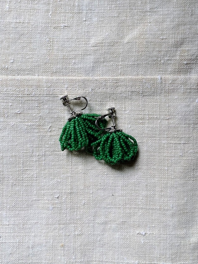 Leafy Green pierce