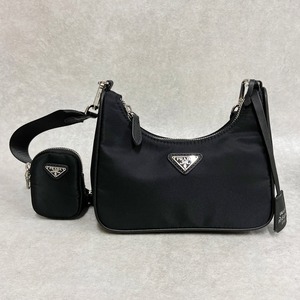 PRADA プラダ Re-Edition 2005 ナイロン ショルダーバッグ ブラック 4729