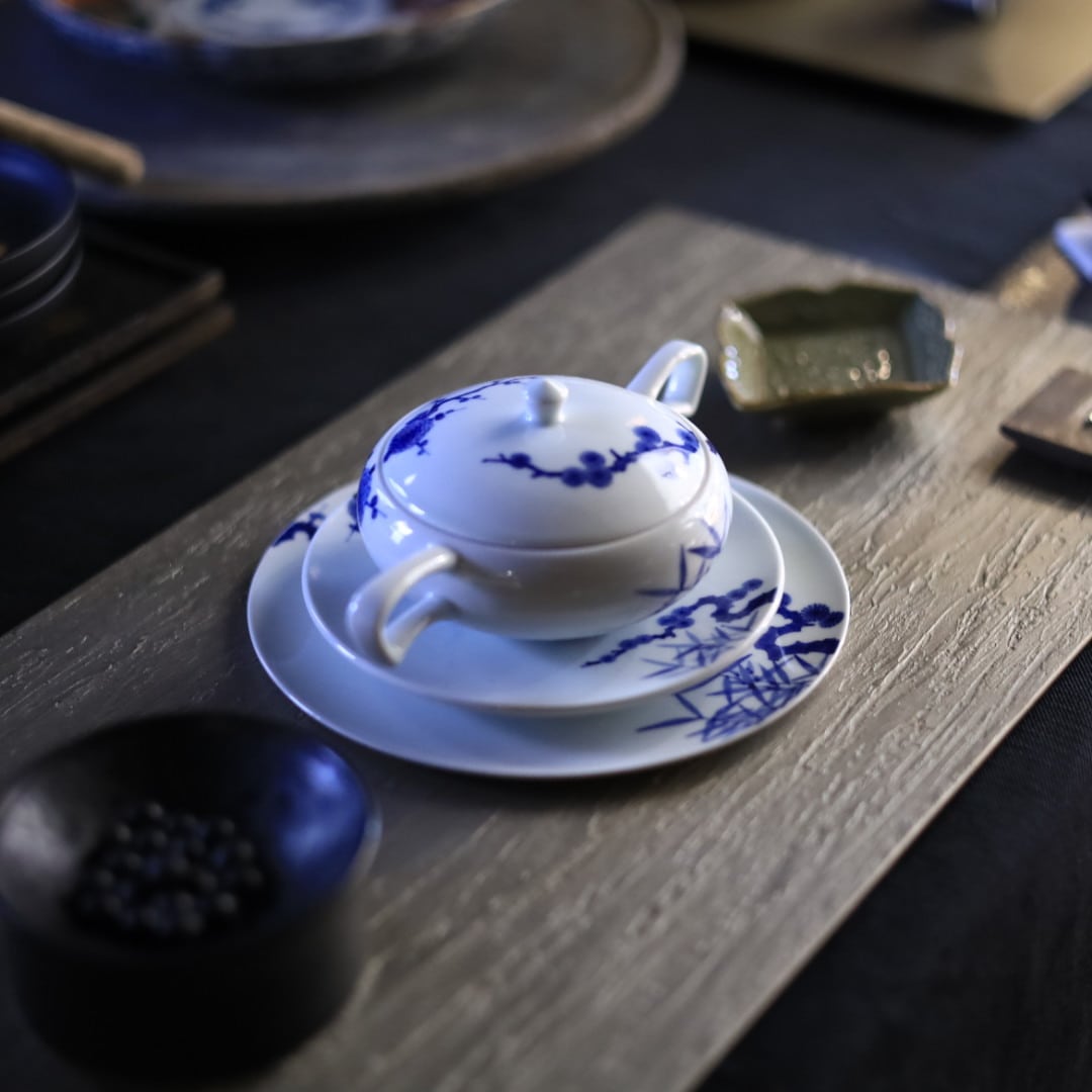 AS 李荘窯 アラジン染付松竹梅紋 C/S | 芦屋貴兆陶家 online shop