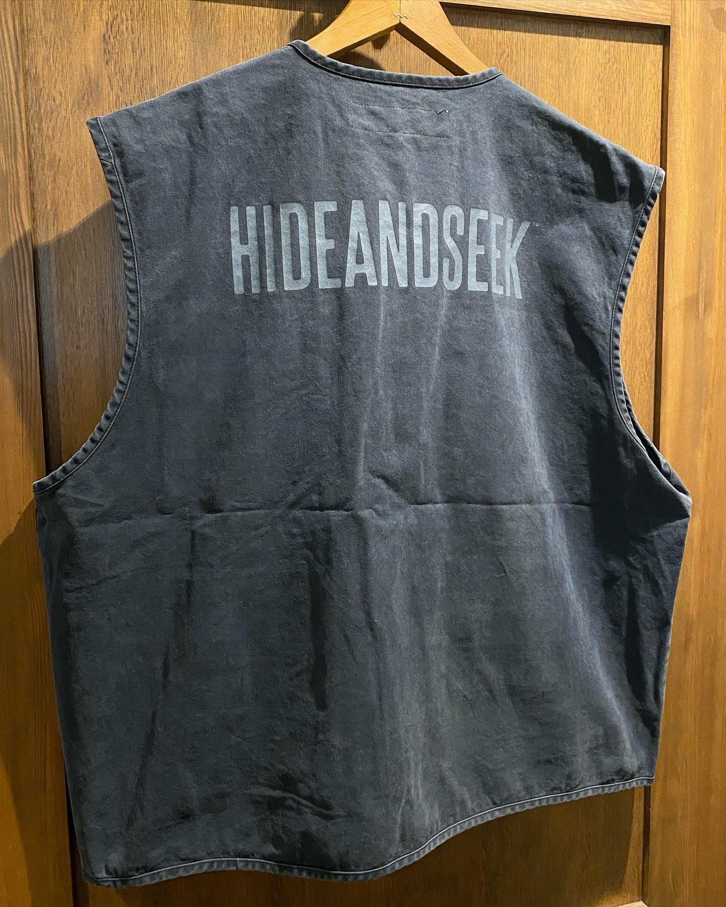 HIDEANDSEEK ブラック ベスト 新品タグ付き ベスト / HIDEANDSEEK(ハイドアンドシーク) / FISHING VEST(PIGMENT