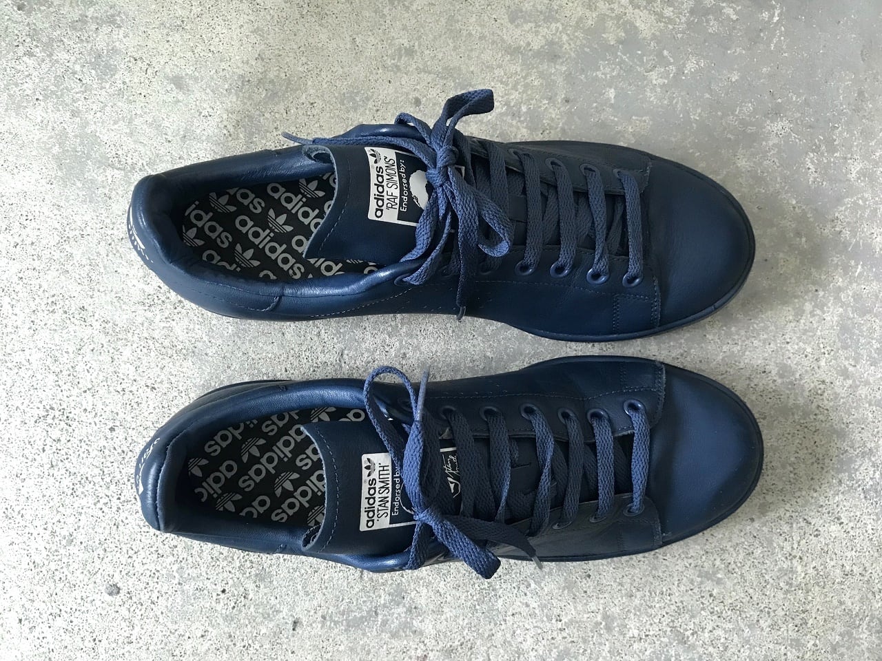 美品adidas Raf Simons×Stan Smithコラボ アディダス バイ ラフ・シモンズのスニーカー「RS スタンスミス