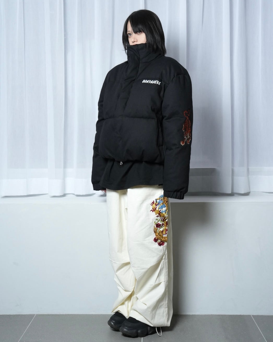 Tiger down jacket | チュウカタベタイ