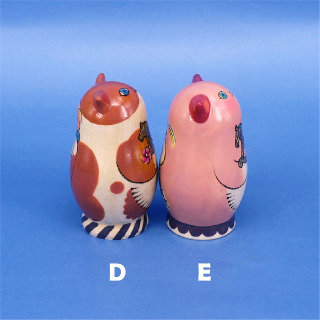 《 ta-nya 》仔馬を抱えたふくにゃん　マトリョーシカ　1個型