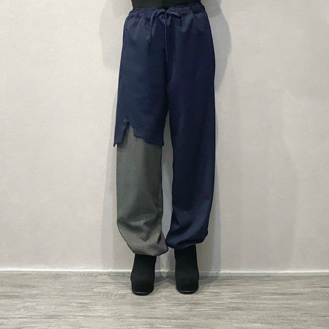 ASSYMETRY PANTS / navy【MILK BOY】