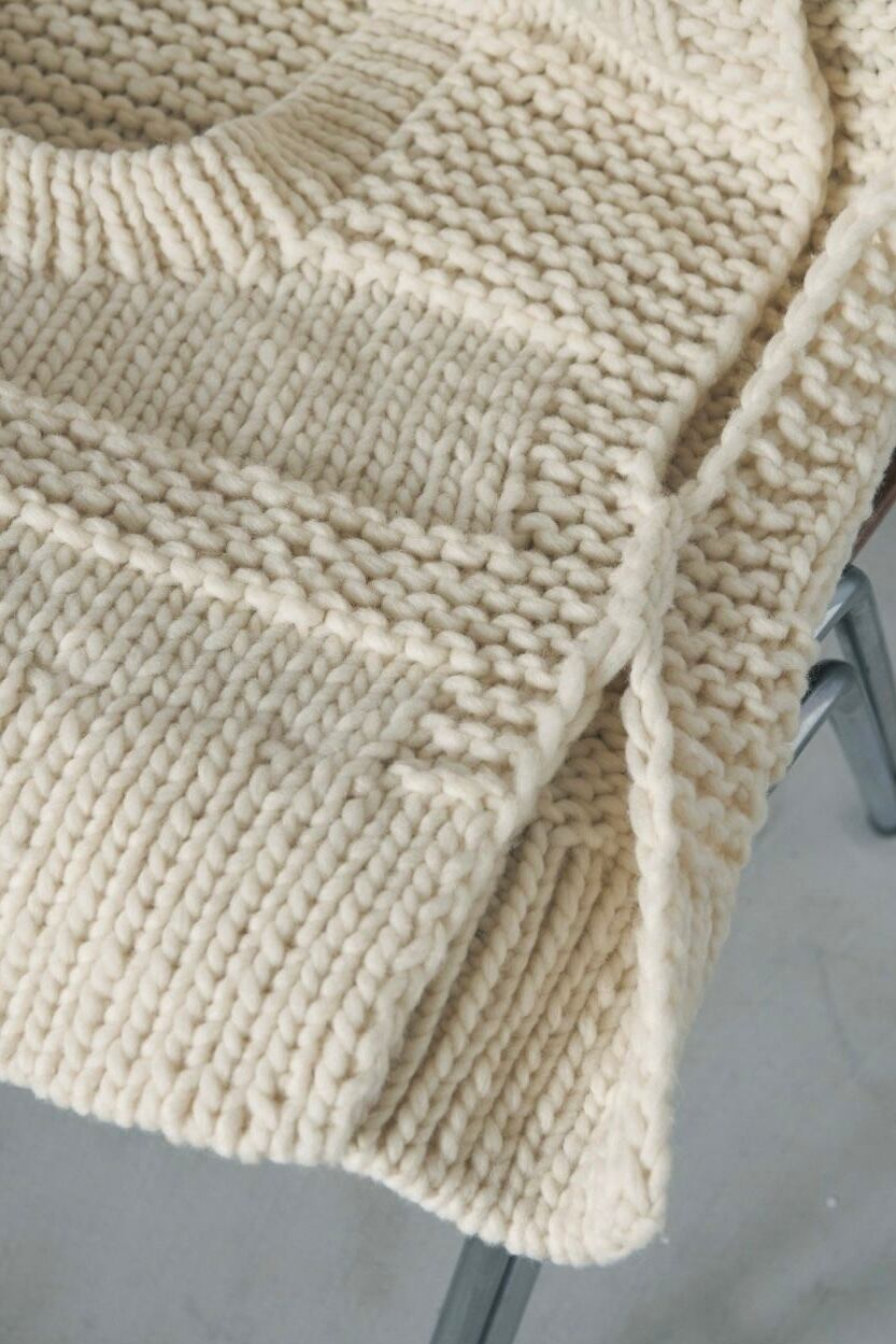 ànuke Uneck Handknit Vest Uネックハンドニットベスト Ivory | planet3rd