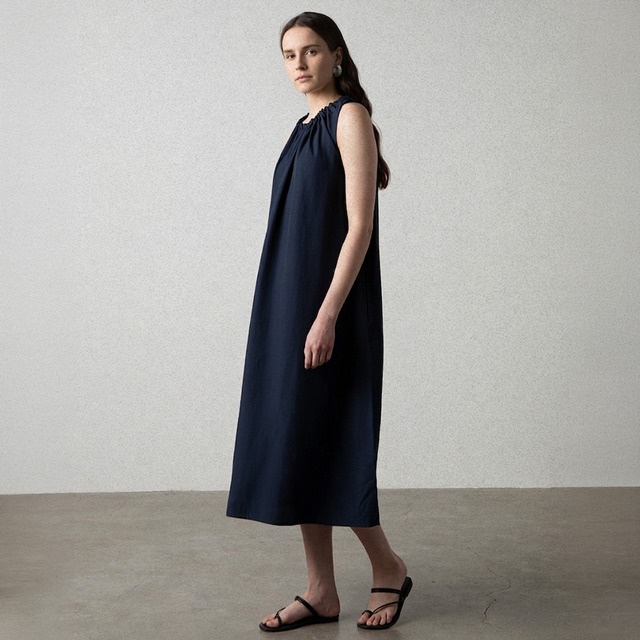 Gather neck a-line dress A00034