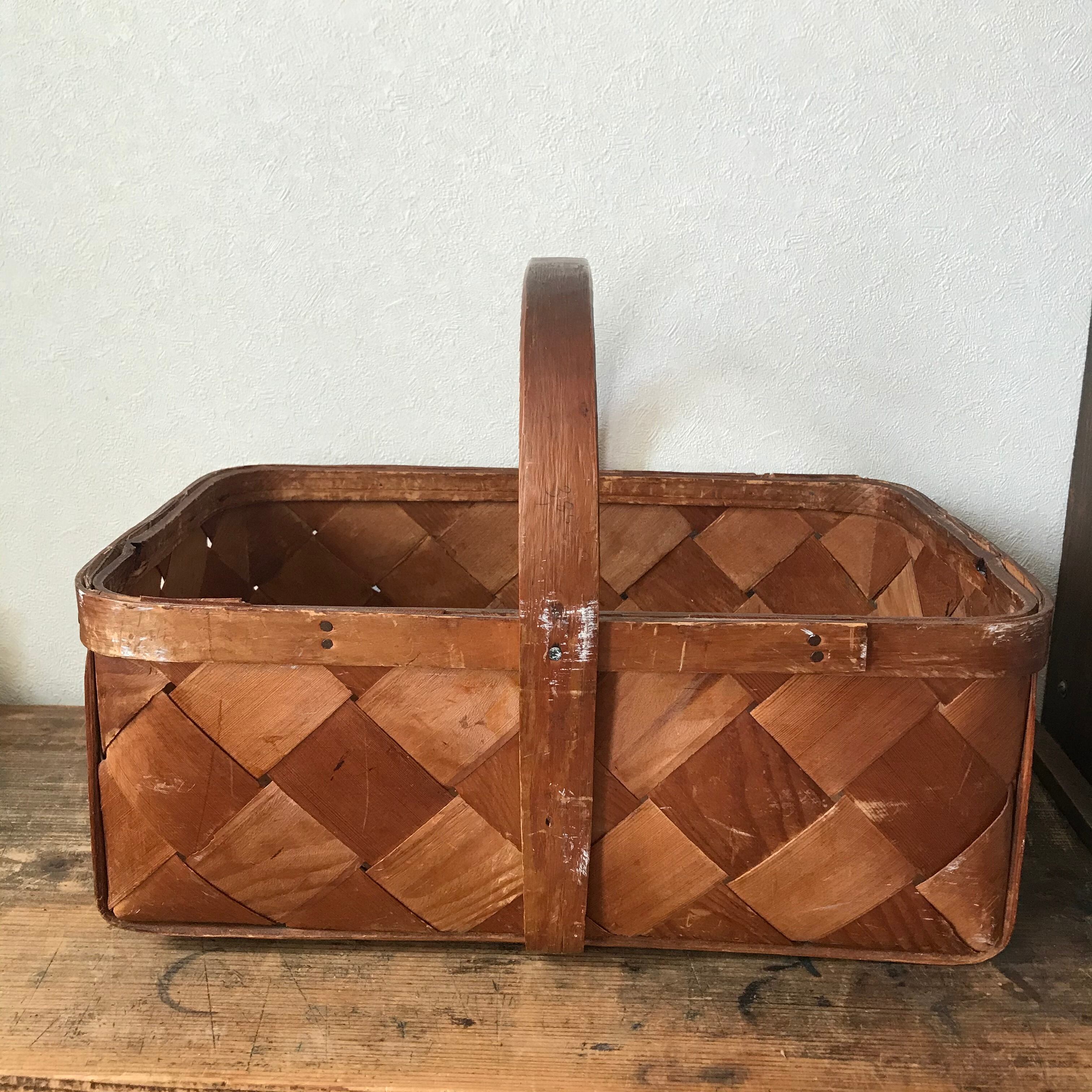 スポーンコリの大きなカゴ