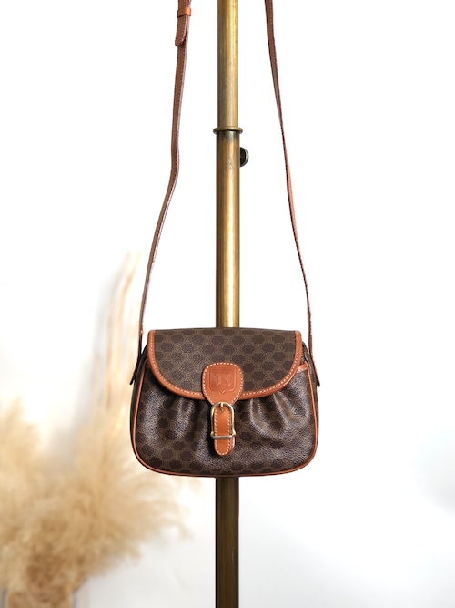 CELINE セリーヌ マカダム ショルダーバッグ ブラウン PVCレザー フロントバックル vintage ヴィンテージ オールド atr5pb