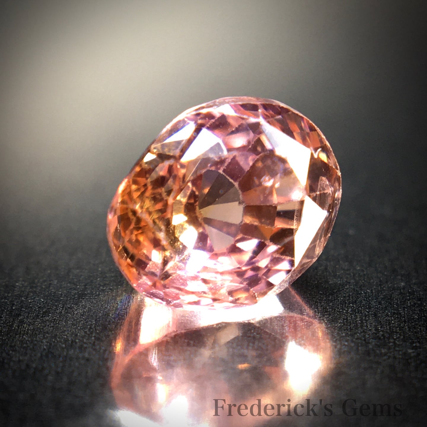 1ct UP 柔らかに混ざり合うオレンジとピンク 天然 パパラチァサファイア