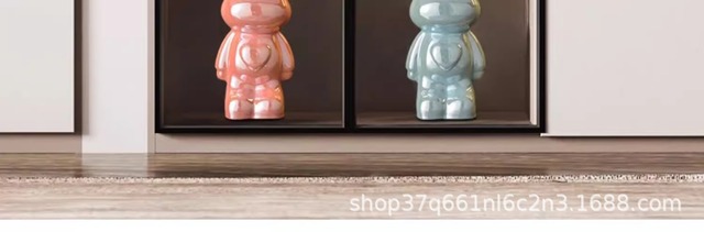 多彩な暴力熊ハートベア置物