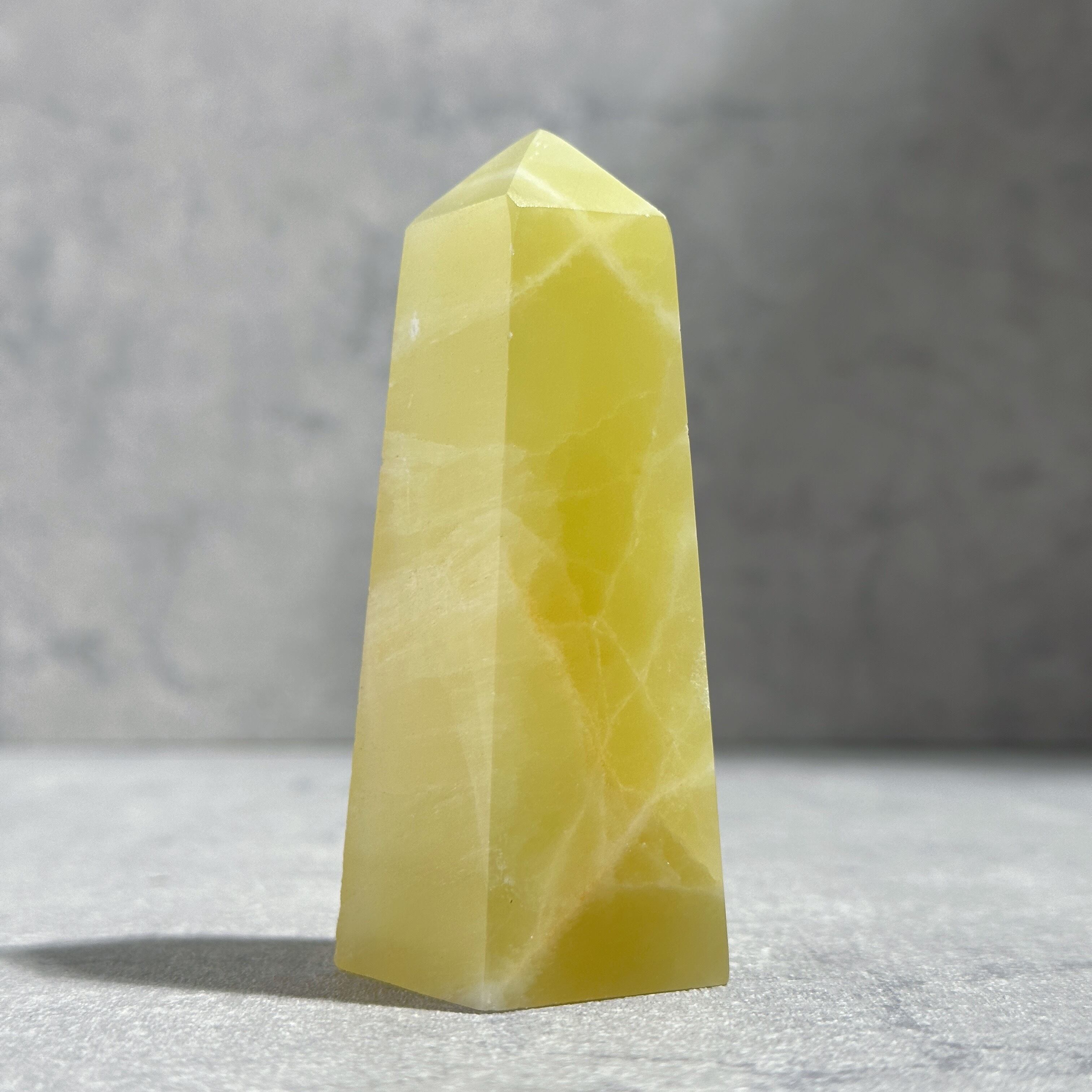 イエローカルサイト タワー型33◇Yellow Calcite◇天然石・鉱物