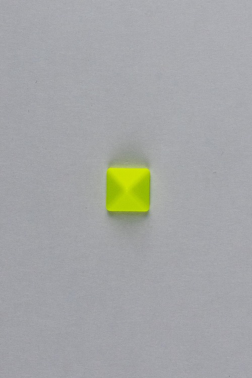 QUADRATA 8x8mm h5.0 FLUOYELLOW /Opacoの商品画像2
