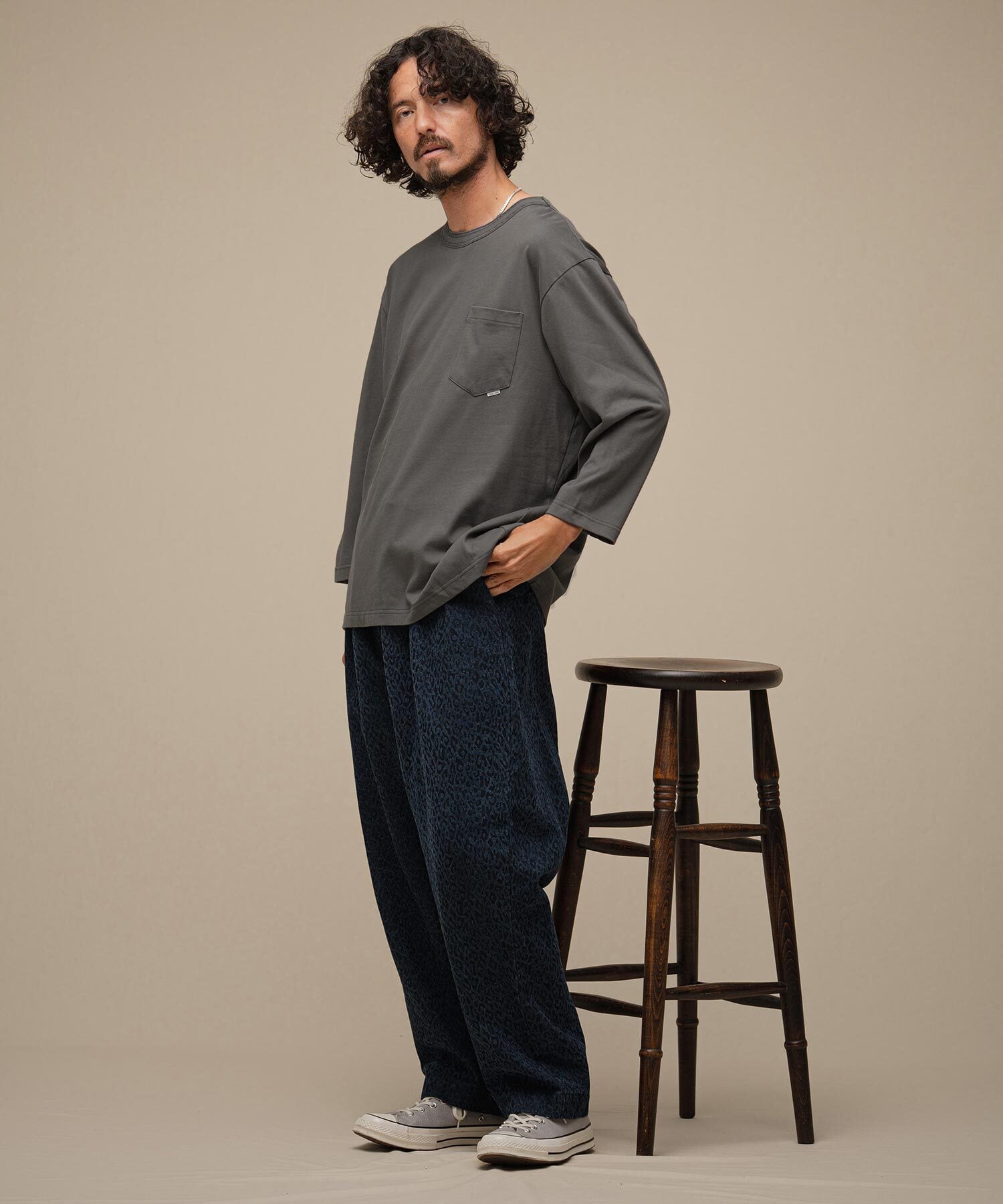 THEOREM Flag Label Poketed 3/4 sleeve Tee (CHA) TRM-2624015
