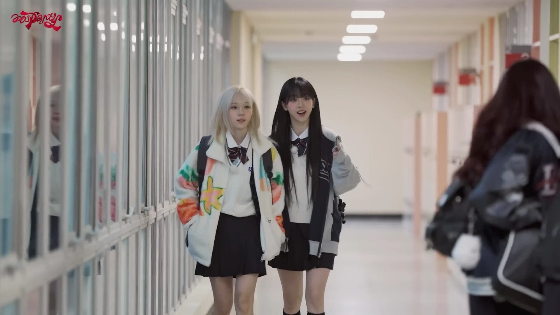 ☆aespa カリナ 着用！！【WKNDRS】BASEBALL SCRIPT ZIPUP