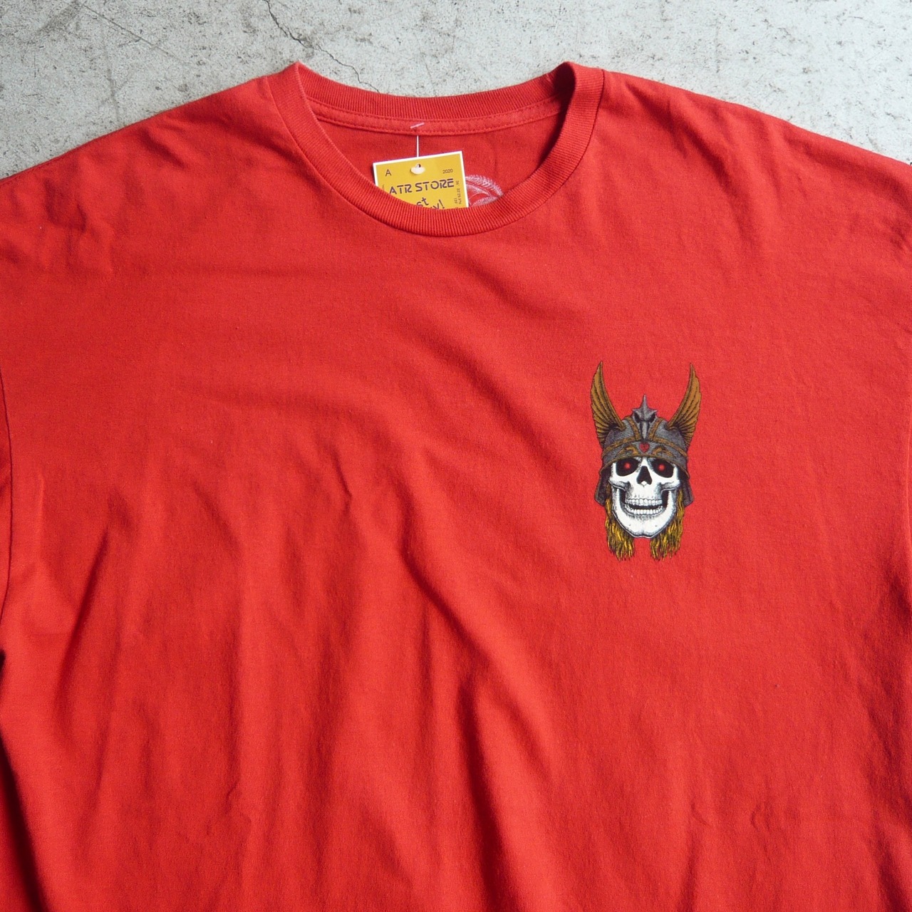 00s POWELL PERALTA パウエル Tシャツ