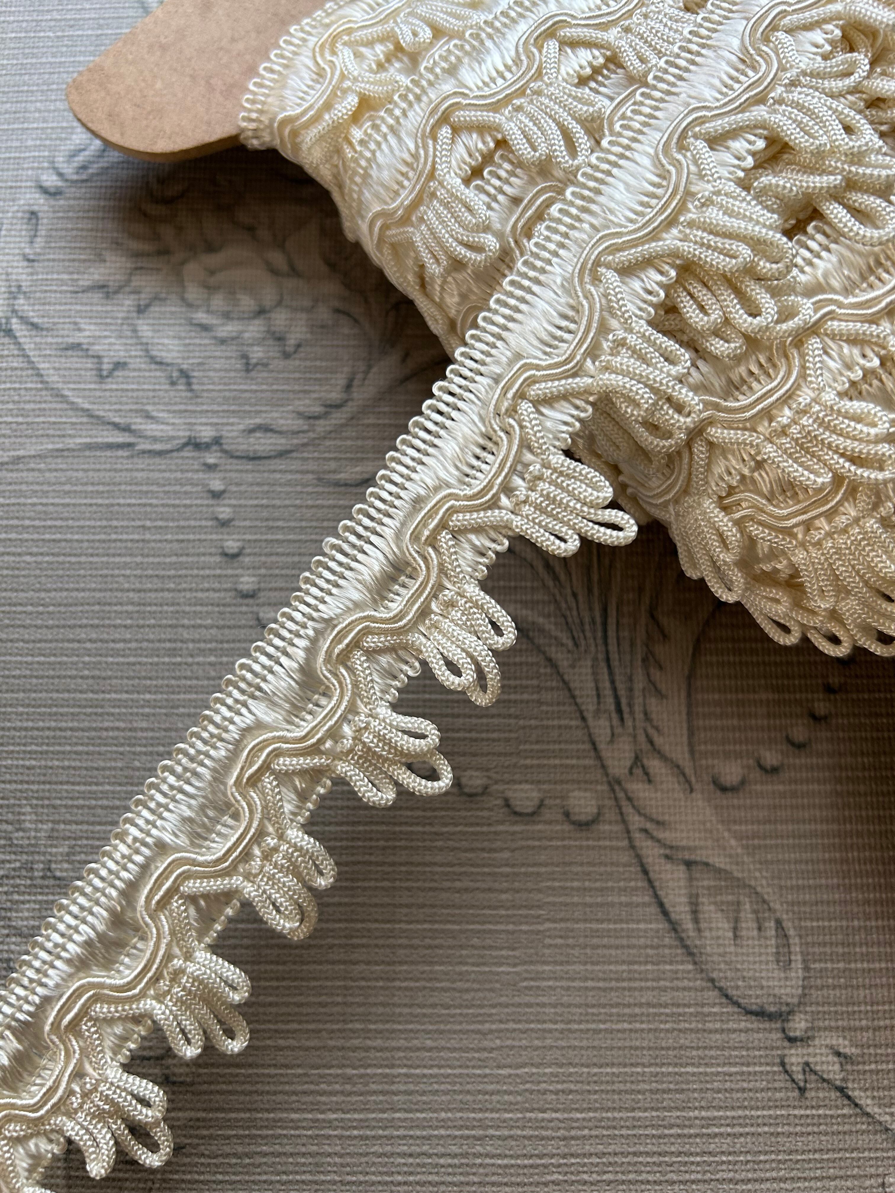 輸入デザインブレード フリンジブレード パールホワイト 50cm /カット エレガント カルトナージュ スツール デコレーション材