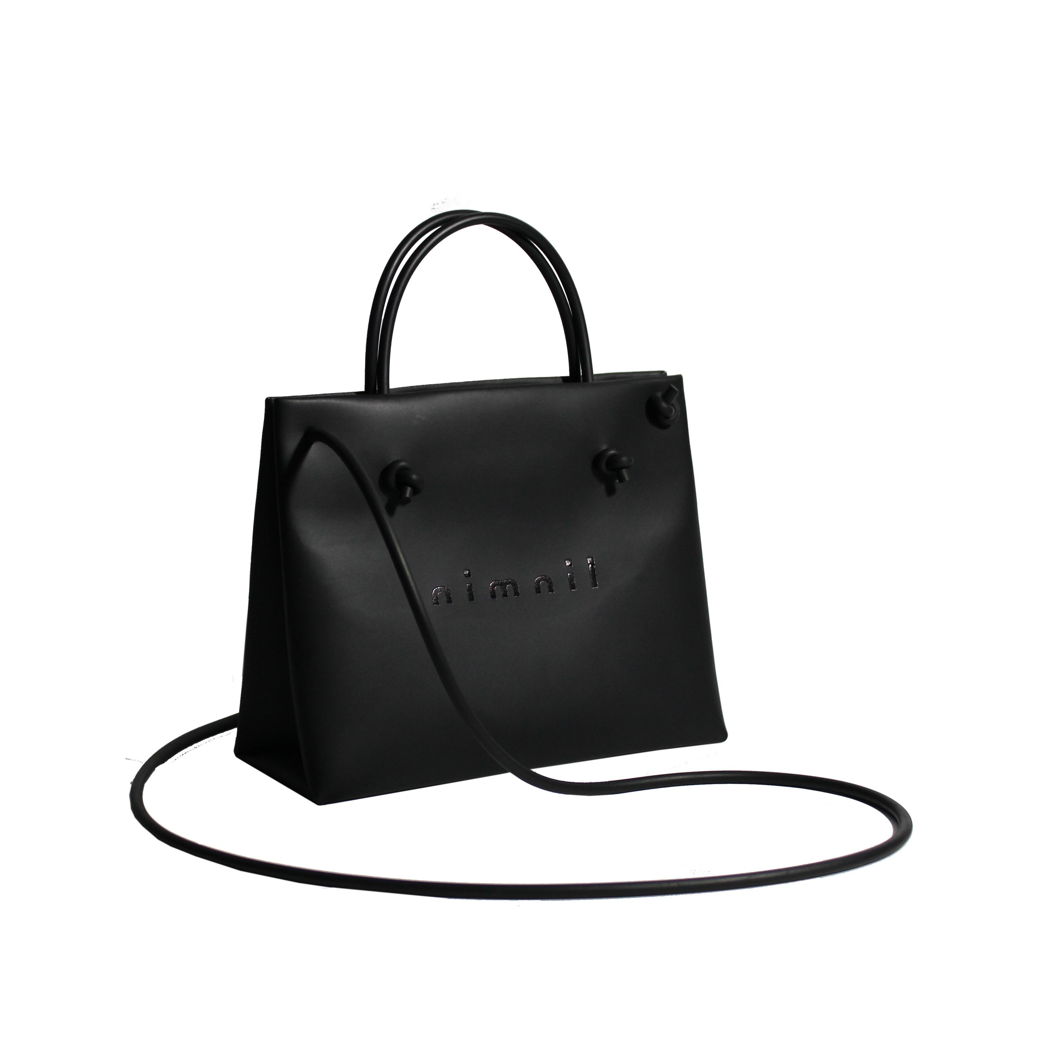 tote shoulder bag / black | nimnil