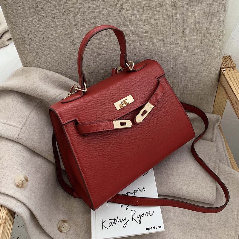 ヨーロッパとアメリカのファッションレディースバッグ2020ワイルドテクスチャメッセンジャーバッグの新しいトレンディなバージョンハイエンドのポータブルケリーバッグ 手作りハンドバック93417212305