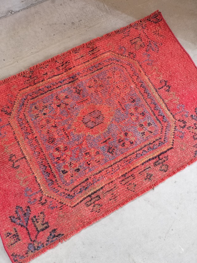 Turkish small rug 83×55cm No.379