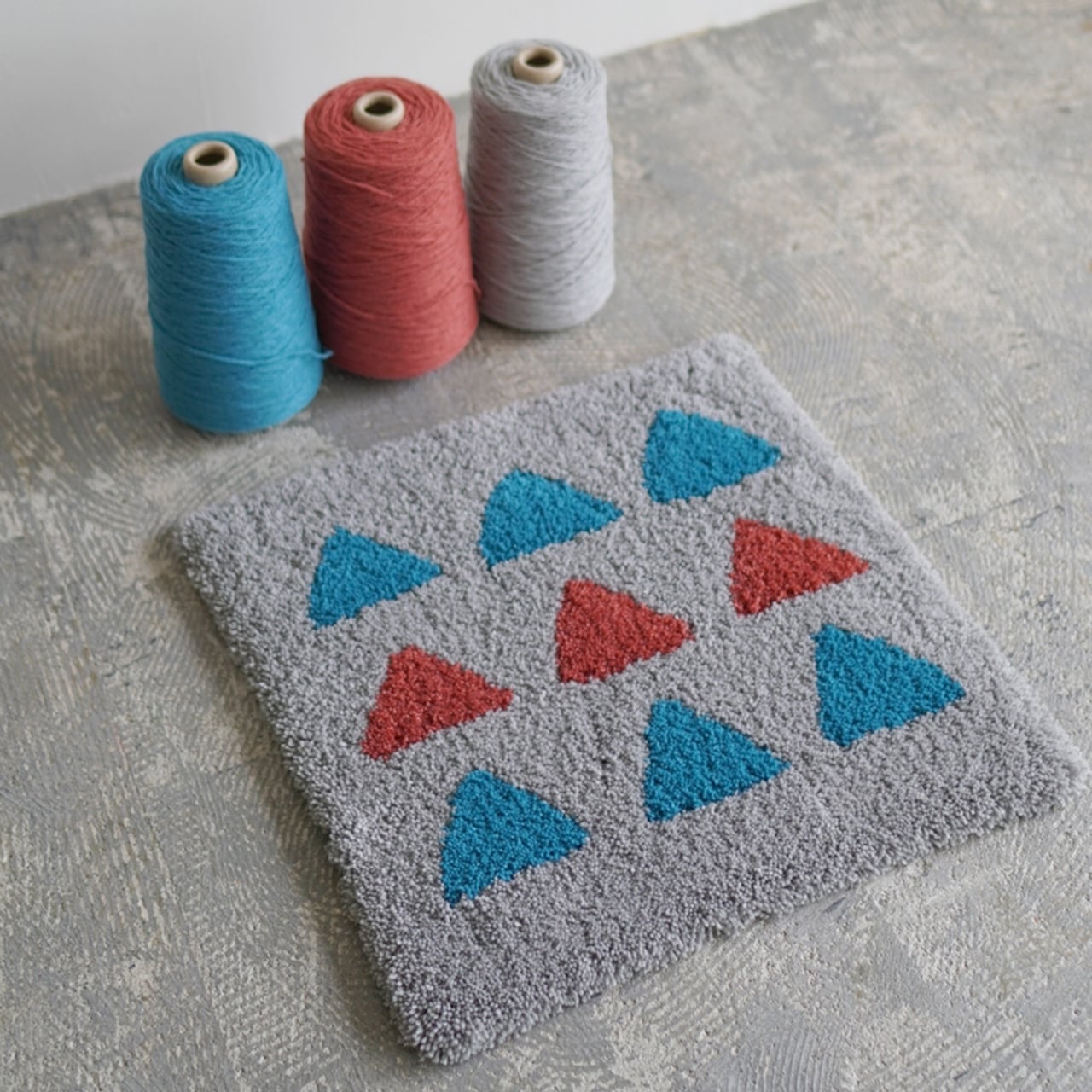 開催日以外〉ミニラグコース | NIJIWO TUKURU タフティングスタジヲ