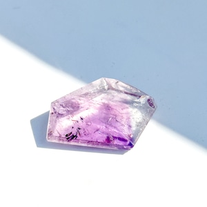 バイーア産ファントムアメジスト フリーフォーム71◇ Phantom Amethyst ◇天然石・鉱物・パワーストーン・インテリア