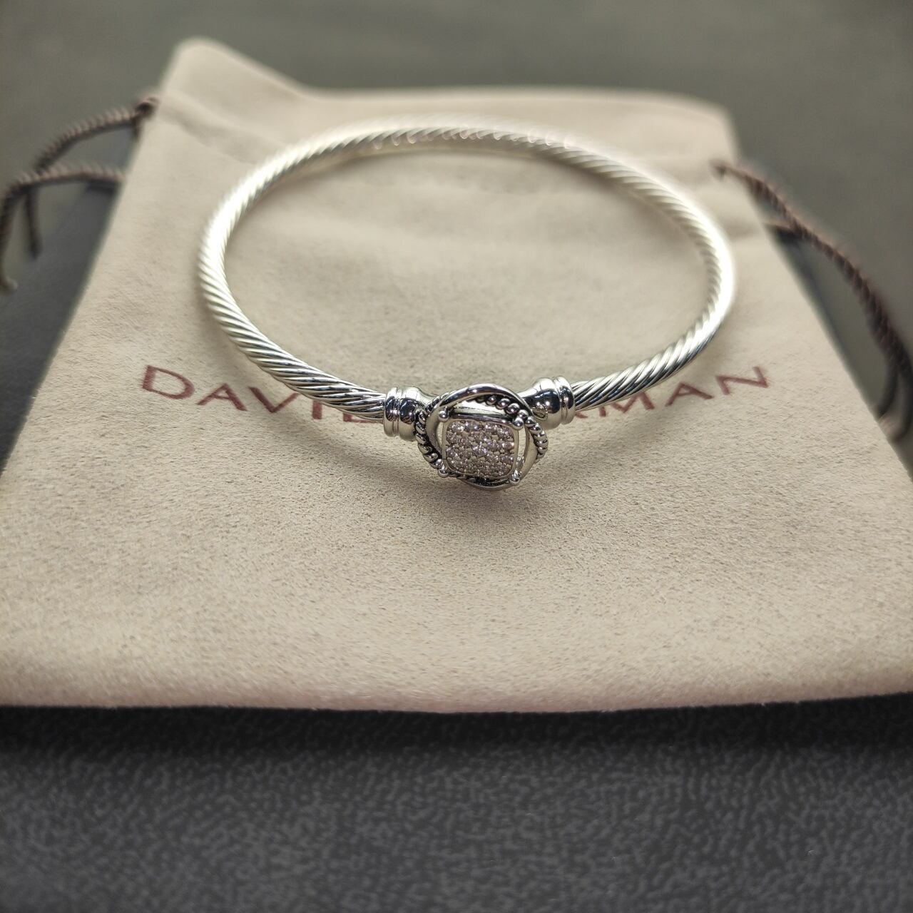 David Yurman 5mmの金のバングル | UNIQUE