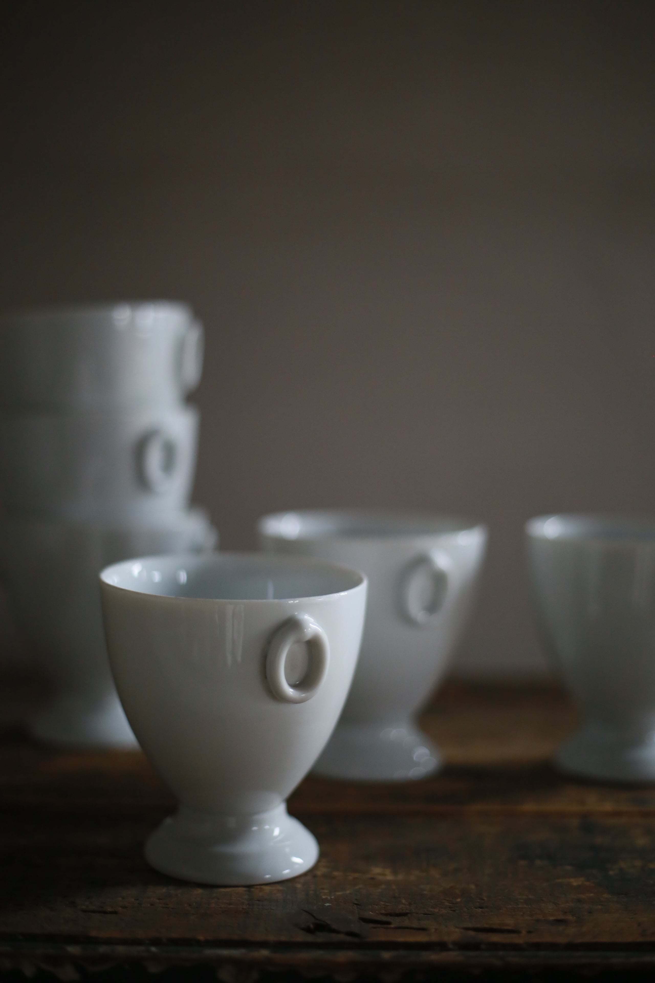 古い国産の白磁ゴブレット