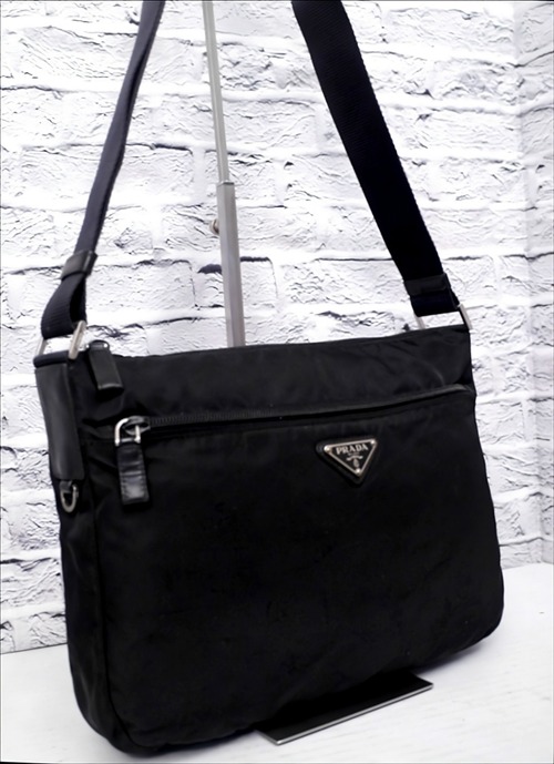◆PRADA プラダ ユニセックス ナイロンxレザー切替 クロスボディ ショルダー バッグ カメラ バッグ 黒◆ クロスボディ仕様の定番モデル♪