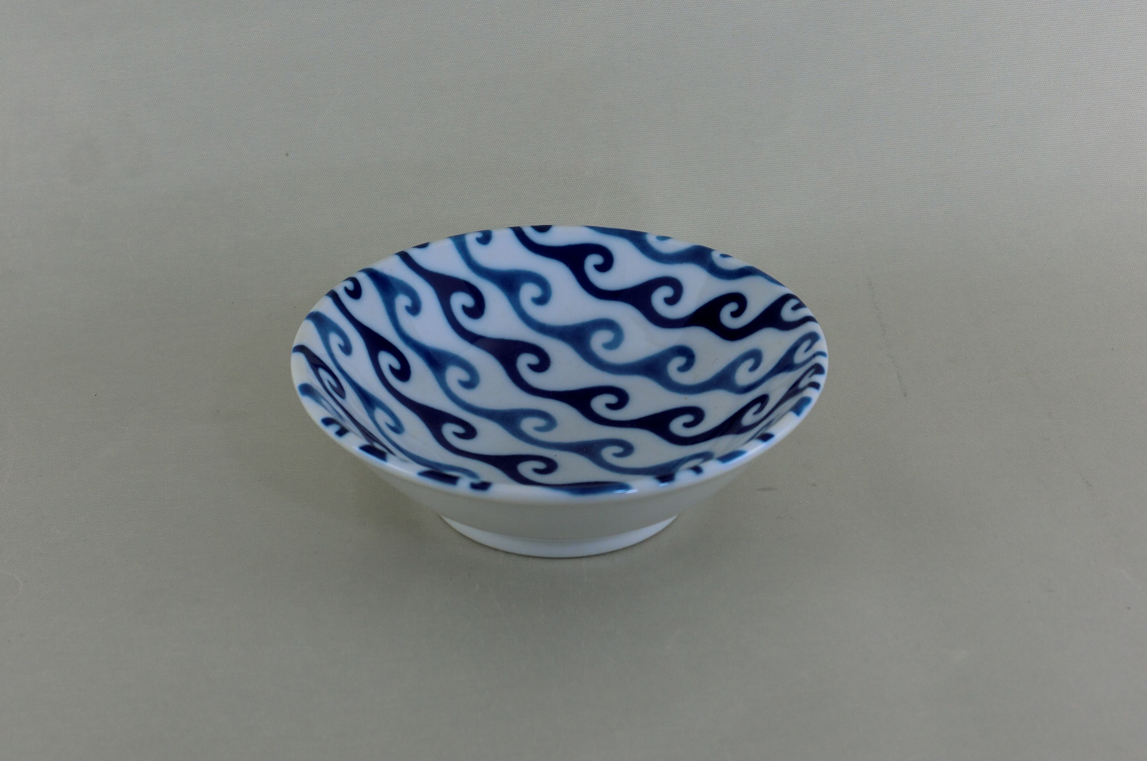 藍小紋伝統柄シリーズ　小鉢（波紋）