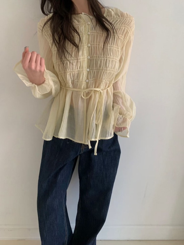 (予約) poster / New yuria blouse 2color